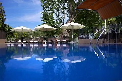 4- You Family Aparthotel Metamorfosi